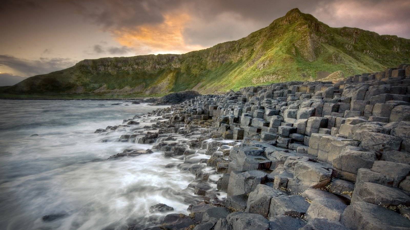 Giant`s Causeway